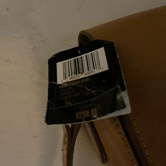 Frye Crossbody in Saddle Tan